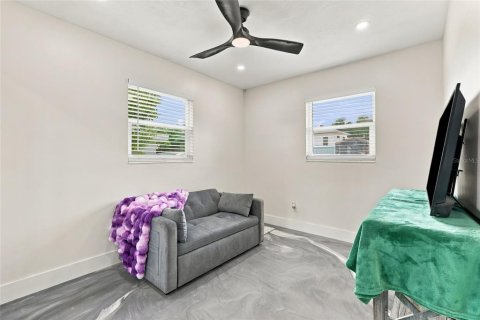 Casa en venta en Seminole, Florida, 4 dormitorios, 122.26 m2 № 2383861 - foto 25