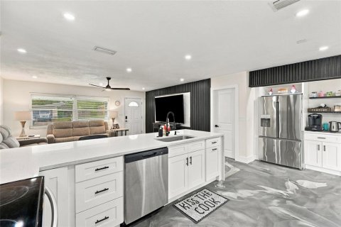 Casa en venta en Seminole, Florida, 4 dormitorios, 122.26 m2 № 2383861 - foto 24