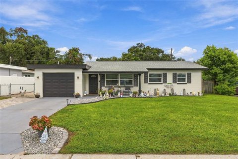 Casa en venta en Seminole, Florida, 4 dormitorios, 122.26 m2 № 2383861 - foto 2