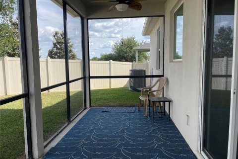 House in Clermont, Florida 4 bedrooms, 248.05 sq.m. № 2141025 - photo 24