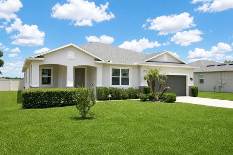 Casa en Clermont, Florida 4 dormitorios, 248.05 m2 № 2141025