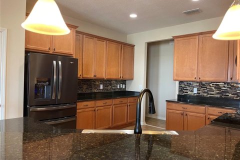 House in Clermont, Florida 4 bedrooms, 248.05 sq.m. № 2141025 - photo 3