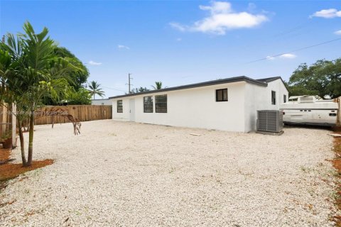 Casa en venta en Hollywood, Florida, 3 dormitorios, 154.68 m2 № 1891171 - foto 29
