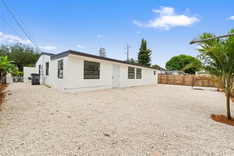Casa en venta en Hollywood, Florida, 3 dormitorios, 154.68 m2 № 1891171 - foto 28