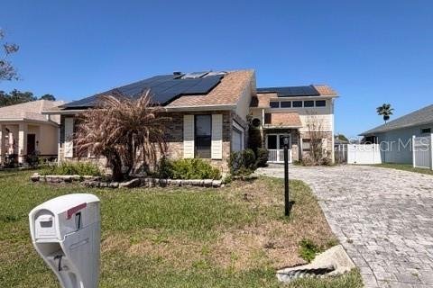 House in Palm Coast, Florida 2 bedrooms, 202.16 sq.m. № 2291569