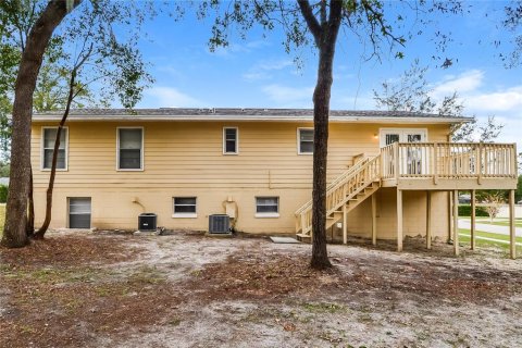 Casa en alquiler en Apopka, Florida, 5 dormitorios, 140.47 m2 № 1913619 - foto 15