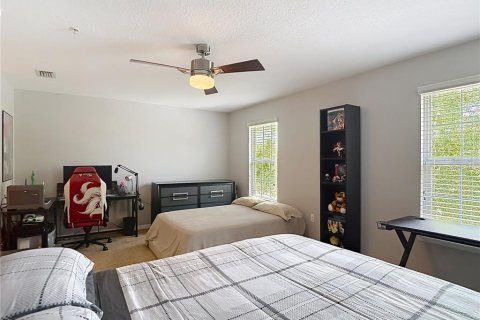 Townhouse in Tampa, Florida 3 bedrooms, 176.24 sq.m. № 2221388 - photo 22