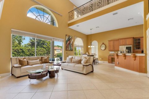 House in Longwood, Florida 4 bedrooms, 334.08 sq.m. № 1765660 - photo 5