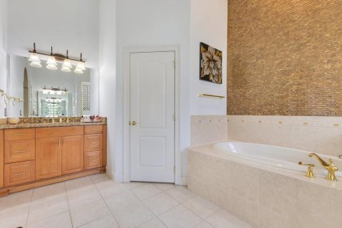 House in Longwood, Florida 4 bedrooms, 334.08 sq.m. № 1765660 - photo 26