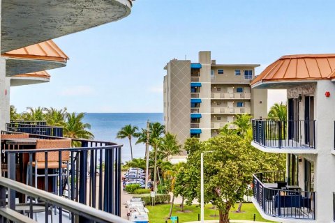 Copropriété à louer à Fort Lauderdale, Floride: 2 chambres, 102.19 m2 № 2271715 - photo 2