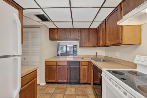 Copropriété à louer à Fort Lauderdale, Floride: 2 chambres, 102.19 m2 № 2271715 - photo 18