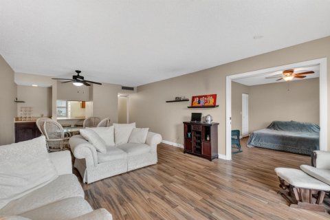 Copropriété à louer à Fort Lauderdale, Floride: 2 chambres, 102.19 m2 № 2271715 - photo 9