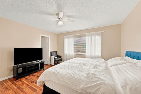 Touwnhouse à vendre à North Lauderdale, Floride: 2 chambres, 115.38 m2 № 2190563 - photo 5