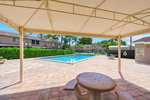 Touwnhouse à vendre à North Lauderdale, Floride: 2 chambres, 115.38 m2 № 2190563 - photo 28