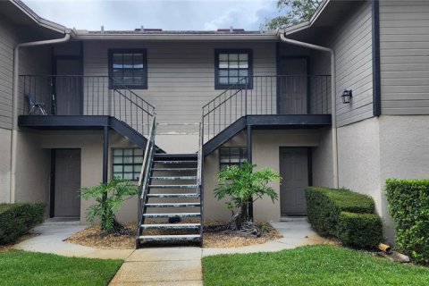 Condo in Tampa, Florida, 2 bedrooms  № 1900159 - photo 8