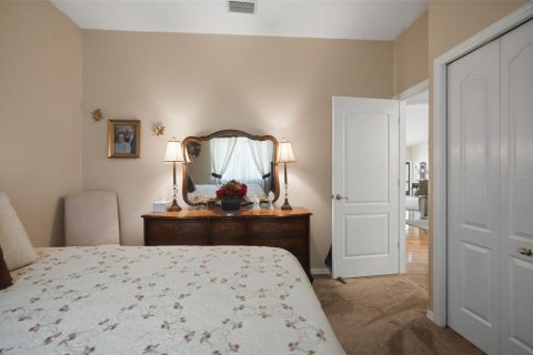 House in Land O' Lakes, Florida 4 bedrooms, 186.64 sq.m. № 2203248 - photo 25