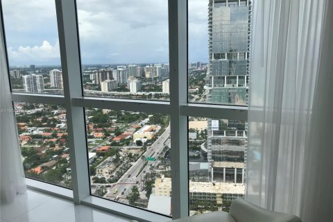 Condominio en venta en Sunny Isles Beach, Florida, 2 dormitorios, 152.64 m2 № 2020853 - foto 27
