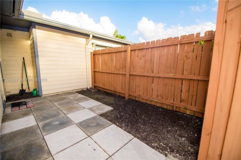 House in West Palm Beach, Florida 1 bedroom, 55.74 sq.m. № 2086615 - photo 14