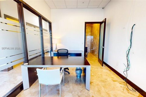 Immobilier commercial à vendre à Davie, Floride № 2049289 - photo 5