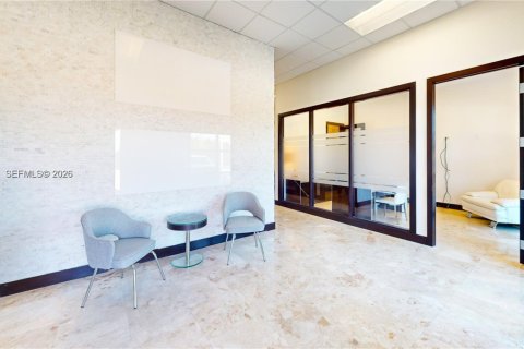 Immobilier commercial à vendre à Davie, Floride № 2049289 - photo 2