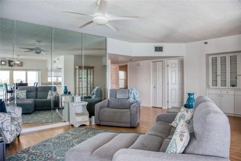Copropriété à vendre à Saint Pete Beach, Floride: 2 chambres, 162.58 m2 № 1912675 - photo 20
