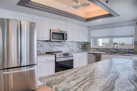 Copropriété à vendre à Saint Pete Beach, Floride: 2 chambres, 162.58 m2 № 1912675 - photo 13