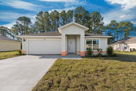 Casa en Deltona, Florida 3 dormitorios, 147.71 m2 № 2371584