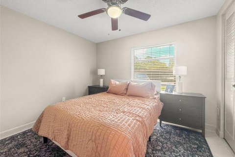 Condo in Dunedin, Florida, 2 bedrooms  № 2238135 - photo 27