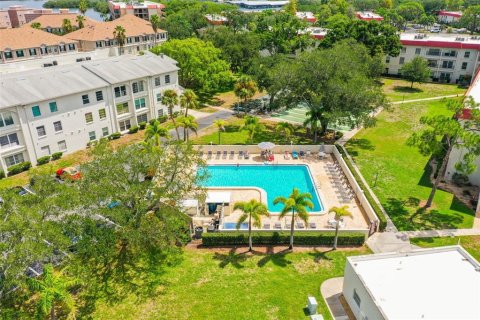 Condo in Dunedin, Florida, 2 bedrooms  № 2238135 - photo 6