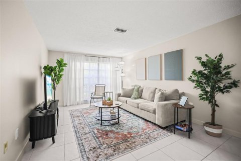 Condo in Dunedin, Florida, 2 bedrooms  № 2238135 - photo 11