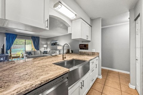 Condo in Largo, Florida, 3 bedrooms  № 1719090 - photo 7