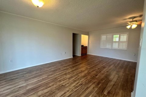 House in Lake Placid, Florida 2 bedrooms, 114.46 sq.m. № 1526772 - photo 7