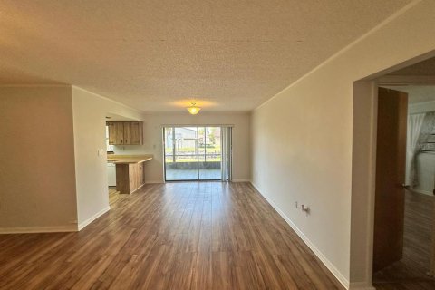House in Lake Placid, Florida 2 bedrooms, 114.46 sq.m. № 1526772 - photo 6