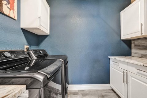 Touwnhouse à vendre à Greenacres, Floride: 3 chambres, 162.39 m2 № 2041471 - photo 29