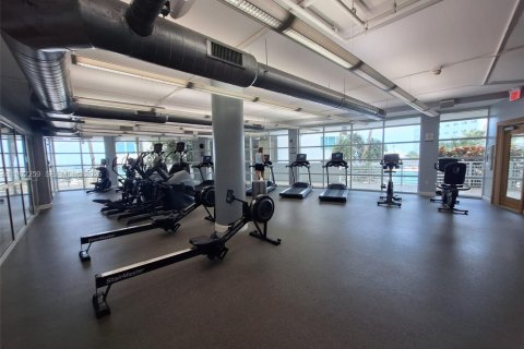 Снять в аренду кондоминиум в Майами, Флорида 1 спальня, 74.88м2, № 2045034 - фото 17