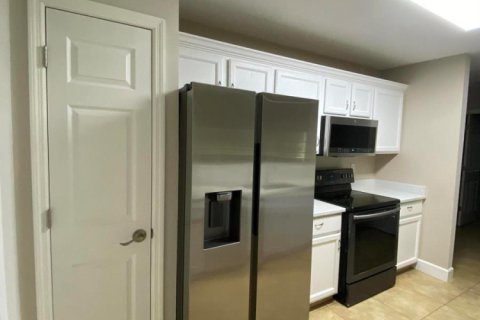 Villa ou maison à louer à Vero Beach, Floride: 3 chambres, 124.49 m2 № 2246082 - photo 3