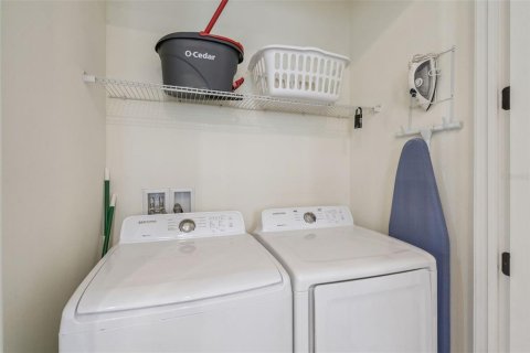 Casa en venta en Kissimmee, Florida, 2 dormitorios, 110.37 m2 № 2217880 - foto 18