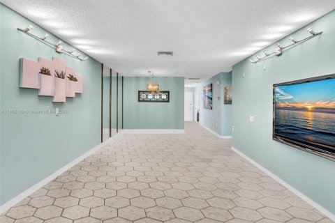 Купить виллу или дом в Делрей-Бич, Флорида 2 спальни, 101.91м2, № 1958218 - фото 5