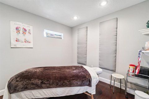 Propiedad comercial en venta en Spring Hill, Florida, 135.64 m2 № 1819436 - foto 22