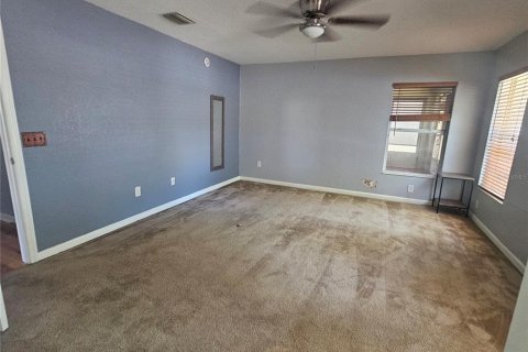 House in Ocala, Florida 2 bedrooms, 157.47 sq.m. № 1551963 - photo 8