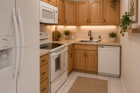 Condominio en alquiler en Plantation, Florida, 1 dormitorio, 60.94 m2 № 2088271 - foto 6