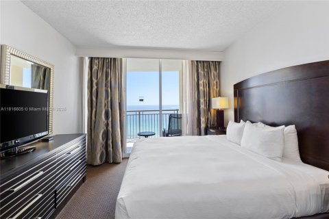 Copropriété à vendre à Sunny Isles Beach, Floride: 3 chambres, 172.8 m2 № 1770644 - photo 20