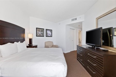 Copropriété à vendre à Sunny Isles Beach, Floride: 3 chambres, 172.8 m2 № 1770644 - photo 21