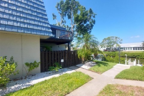 Touwnhouse à vendre à Seminole, Floride: 2 chambres, 133.78 m2 № 2385696 - photo 27