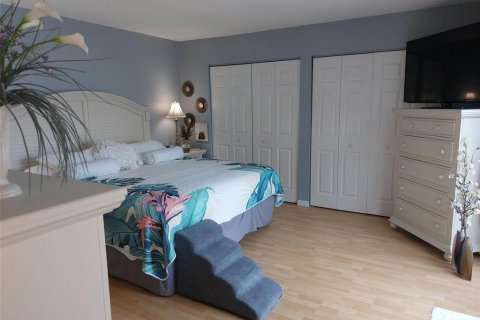 Touwnhouse à vendre à Seminole, Floride: 2 chambres, 133.78 m2 № 2385696 - photo 21