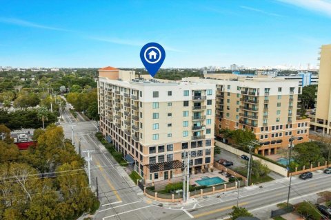 Condo in Miami, Florida, 2 bedrooms  № 1867950 - photo 29