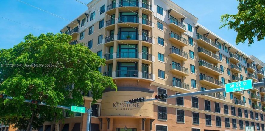 Condo in Miami, Florida, 2 bedrooms  № 1867950