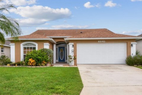 Casa en venta en Lakeland, Florida, 3 dormitorios, 166.11 m2 № 1907371 - foto 1