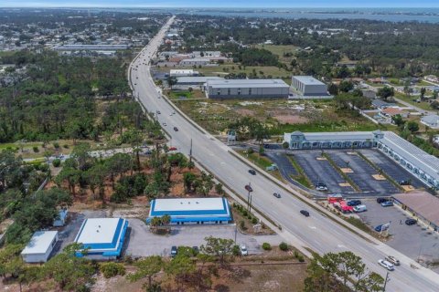Купить коммерческую недвижимость в Энглвуд, Флорида 900.97м2, № 1526254 - фото 21