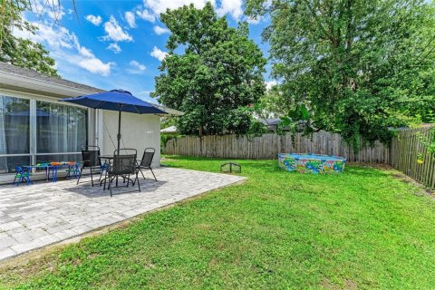 House in Sarasota, Florida 3 bedrooms, 143.63 sq.m. № 1797140 - photo 8
